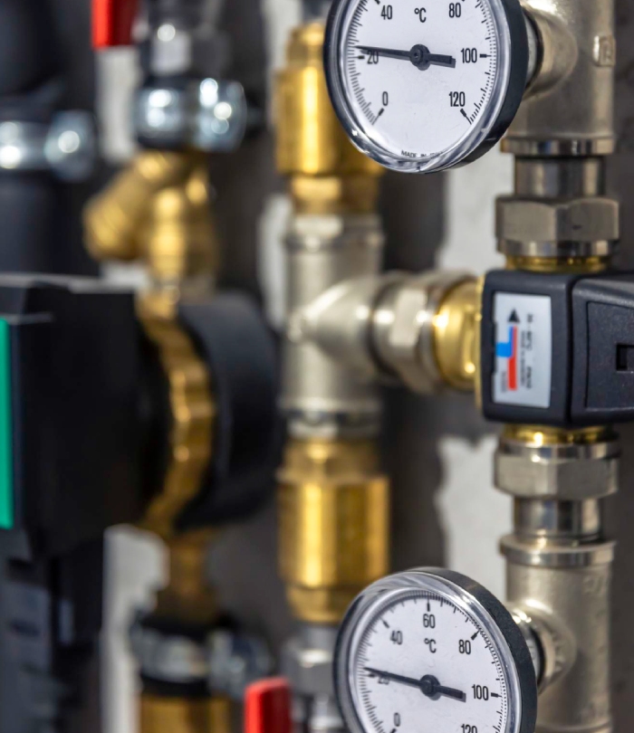 Manomètres de température et composants d’une chaudière à gaz